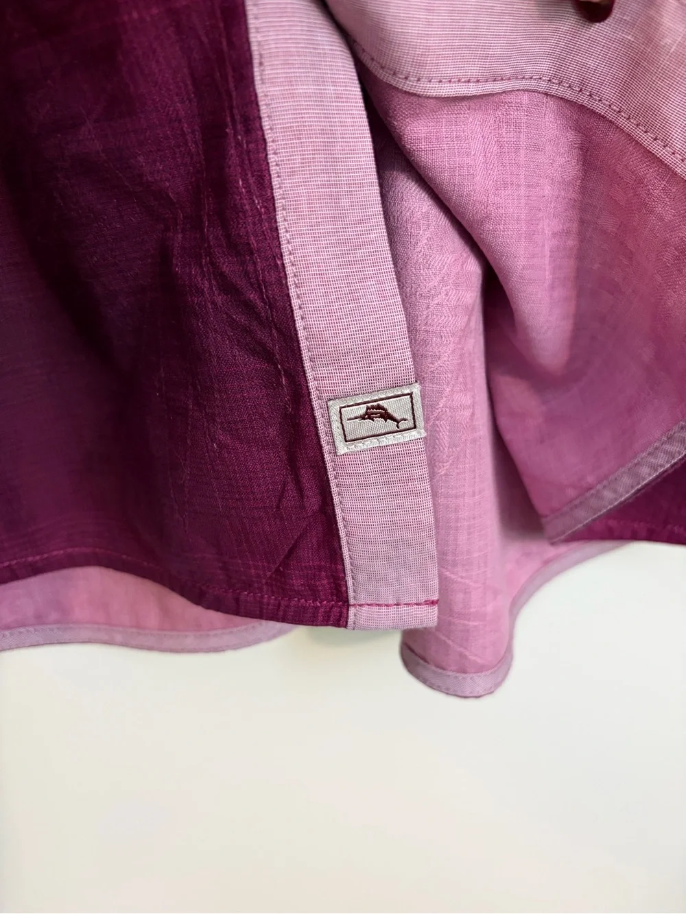 Tommy Bahama Men’s 100% Silk Camp Shirt XL Burgundy Plaid Short Sleeve - Picture 4 of 8